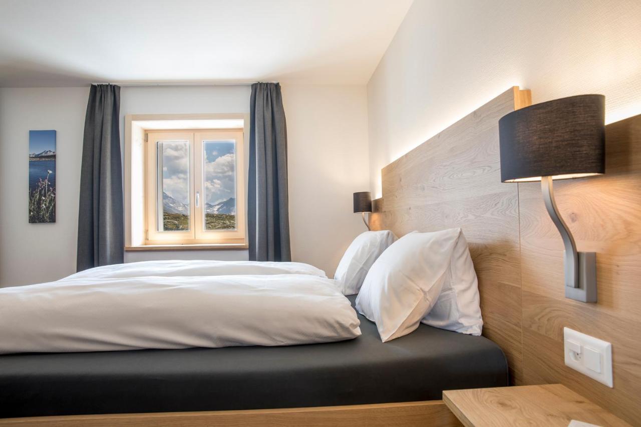 אוברוואלד Hotel Grimsel Passhoehe מראה חיצוני תמונה