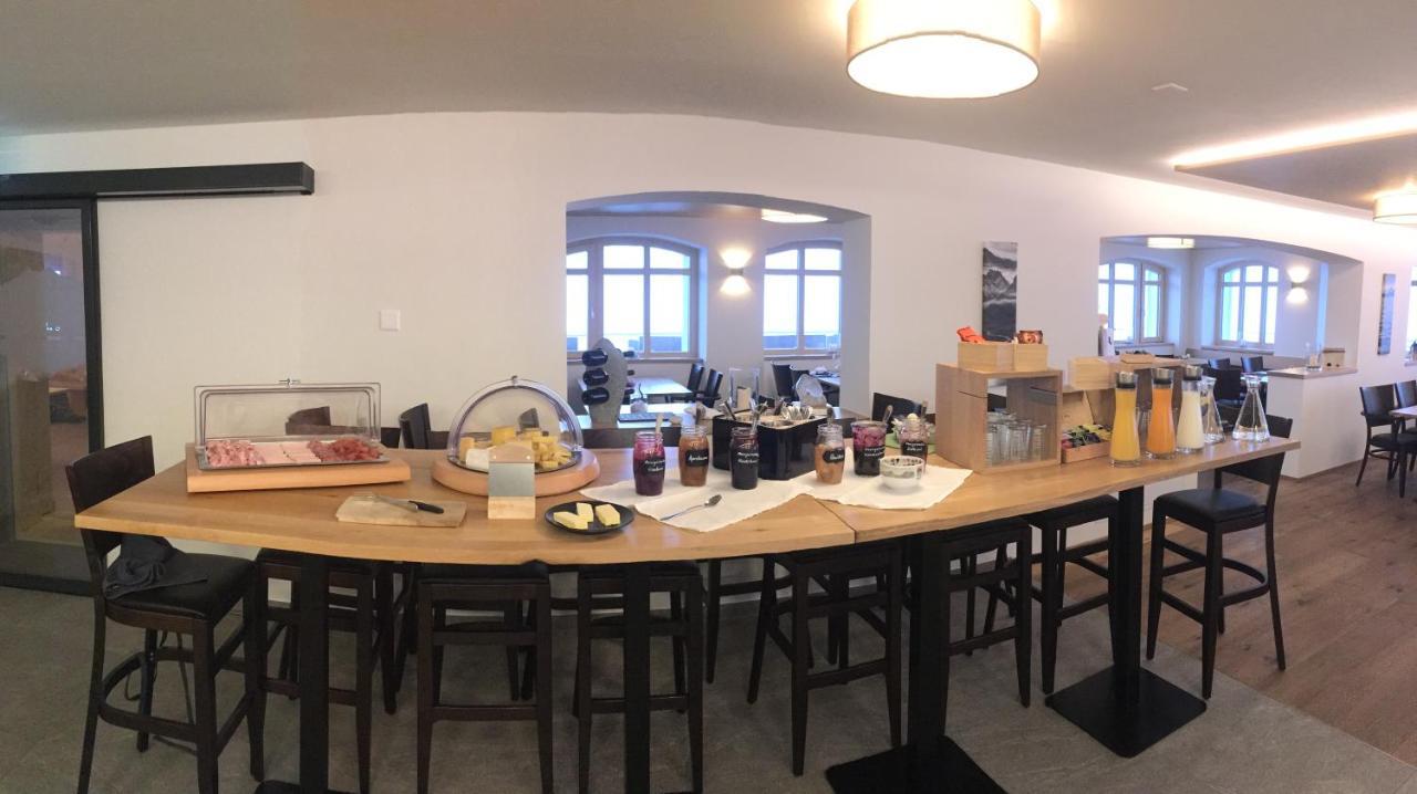 אוברוואלד Hotel Grimsel Passhoehe מראה חיצוני תמונה